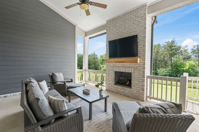 1116 Angela Ann Ct, Nolensville, TN 37135