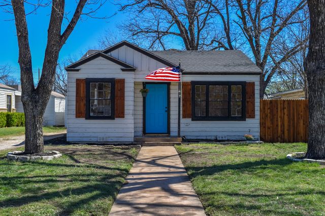 1202 N Grant, Brady, TX 76825