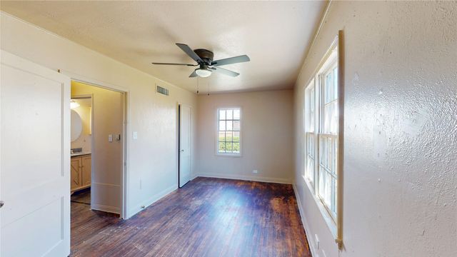 1202 N Grant, Brady, TX 76825