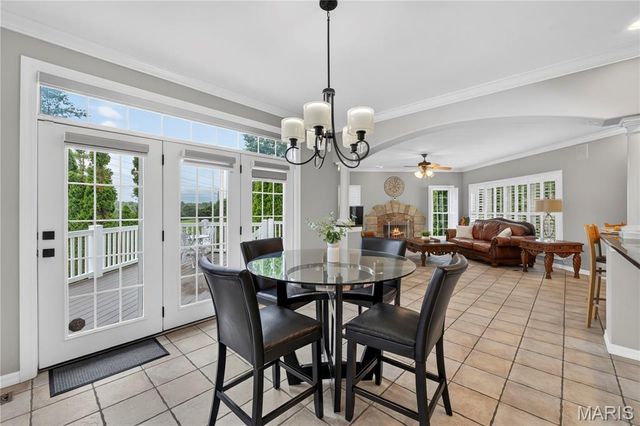 2325 Sterling Pointe Drive, Chesterfield, MO 63005