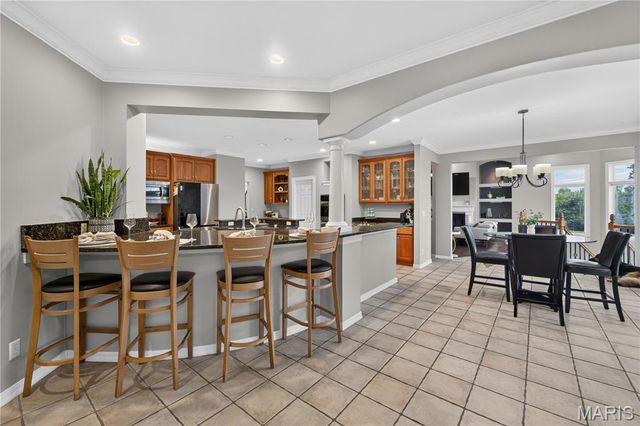 2325 Sterling Pointe Drive, Chesterfield, MO 63005