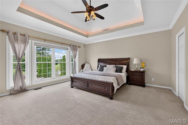 2325 Sterling Pointe Drive, Chesterfield, MO 63005