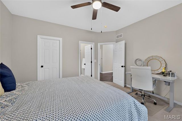 2325 Sterling Pointe Drive, Chesterfield, MO 63005