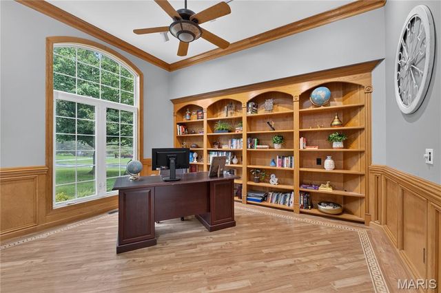 2325 Sterling Pointe Drive, Chesterfield, MO 63005