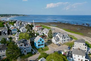 1 Beach Plum Way, Hampton, NH 03842