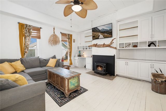 501 NW C Street, Bentonville, AR 72712