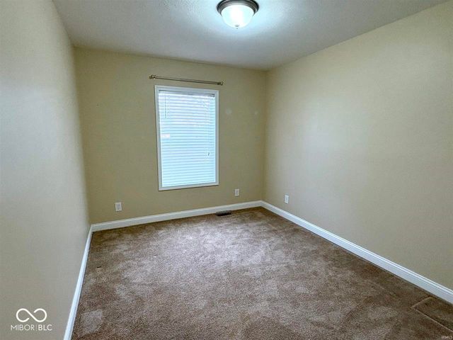 3305 N Benton Road, Muncie, IN 47304