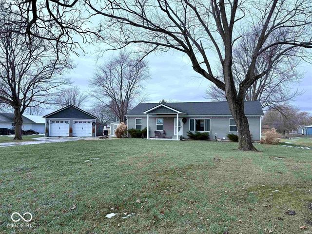 3305 N Benton Road, Muncie, IN 47304