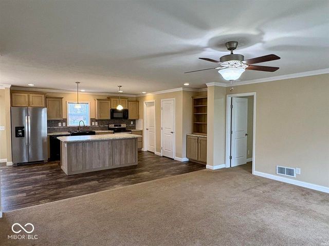 3305 N Benton Road, Muncie, IN 47304