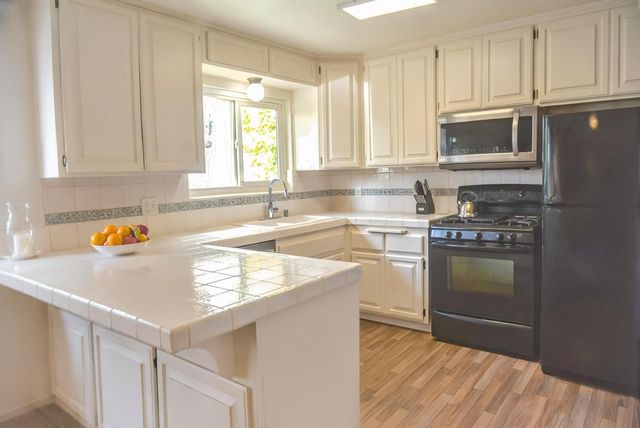 1333 Wesley Ln, Auburn, CA 95603