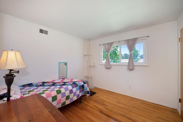 1333 Wesley Ln, Auburn, CA 95603