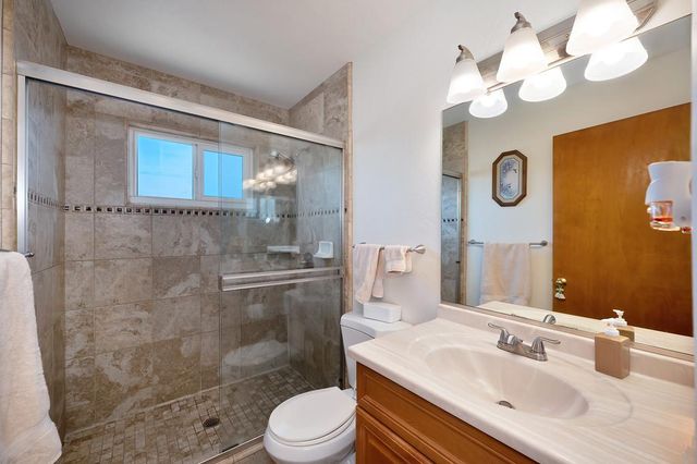 1333 Wesley Ln, Auburn, CA 95603