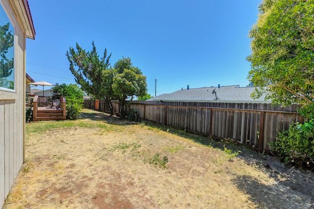 1333 Wesley Ln, Auburn, CA 95603