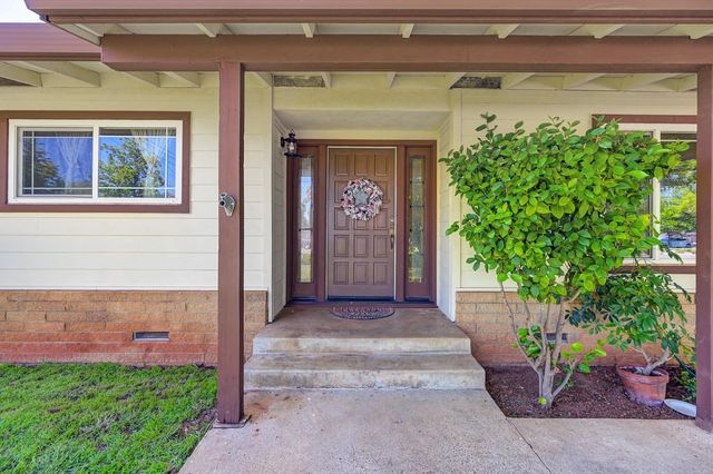 1333 Wesley Ln, Auburn, CA 95603