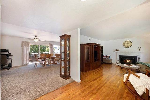 1333 Wesley Ln, Auburn, CA 95603