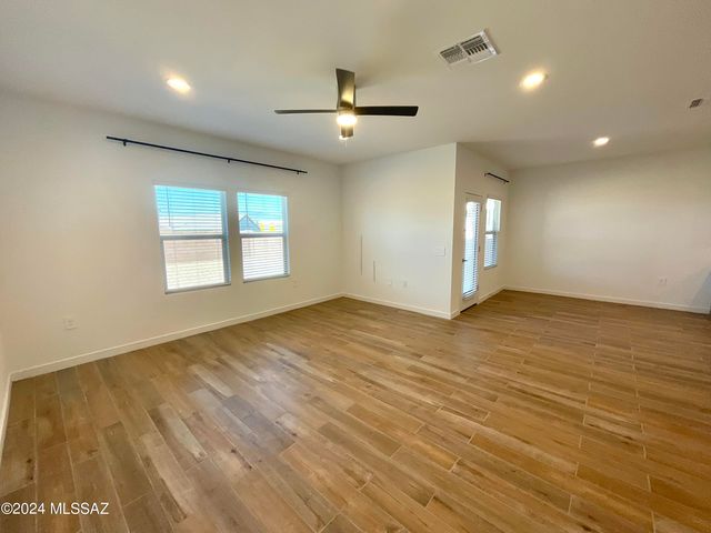12815 E Russo Drive, Vail, AZ 85641
