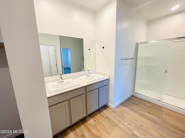 12815 E Russo Drive, Vail, AZ 85641