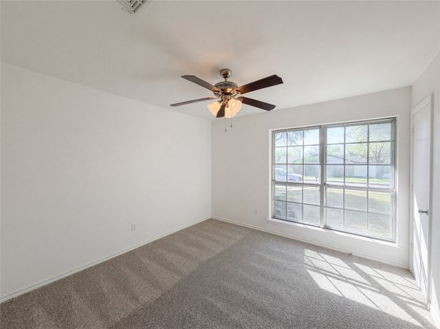 1000 Dorsey Street, Burleson, TX 76028