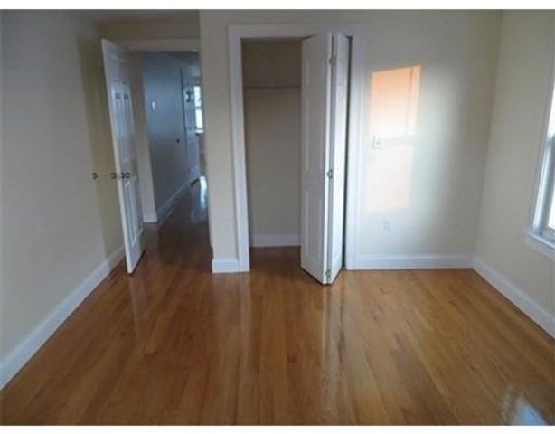 4 Ropes Street 3, Salem, MA 01970