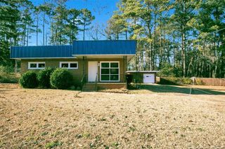 1453 Pamalee Drive, Fayetteville, NC 28303