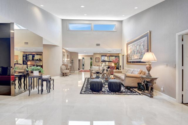 79 Hampshire Lane, Boynton Beach, FL 33436