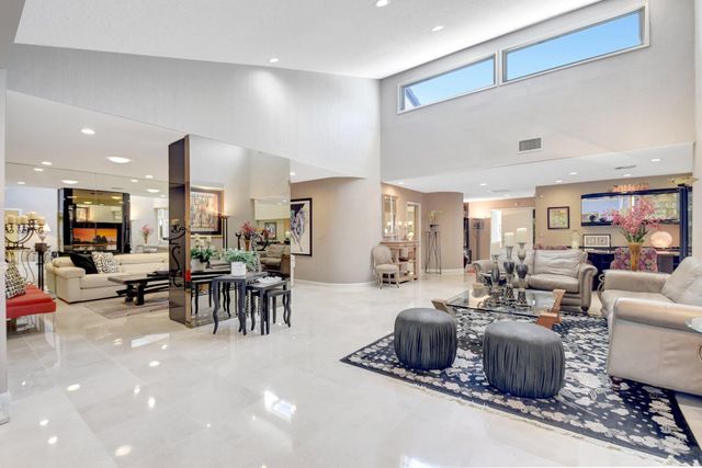 79 Hampshire Lane, Boynton Beach, FL 33436