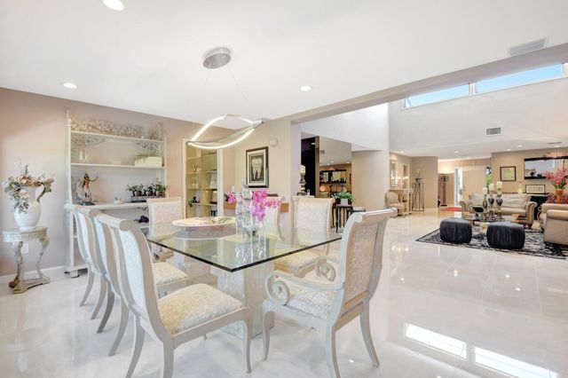 79 Hampshire Lane, Boynton Beach, FL 33436