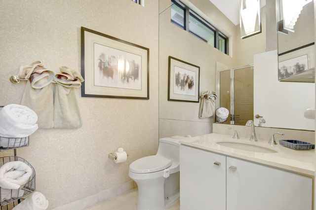 79 Hampshire Lane, Boynton Beach, FL 33436