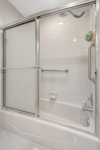 79 Hampshire Lane, Boynton Beach, FL 33436