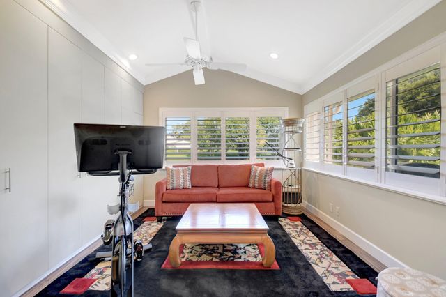 79 Hampshire Lane, Boynton Beach, FL 33436