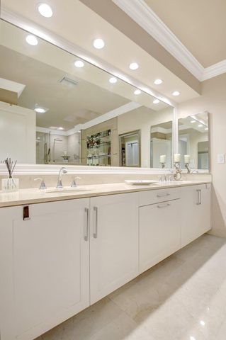 79 Hampshire Lane, Boynton Beach, FL 33436