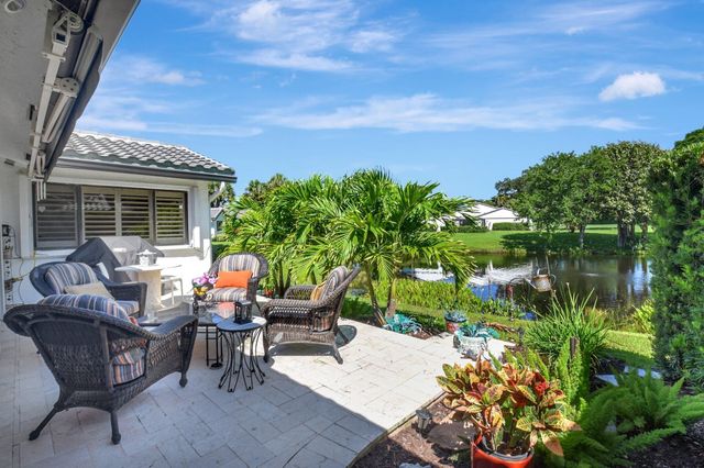 79 Hampshire Lane, Boynton Beach, FL 33436