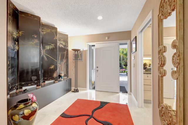 79 Hampshire Lane, Boynton Beach, FL 33436