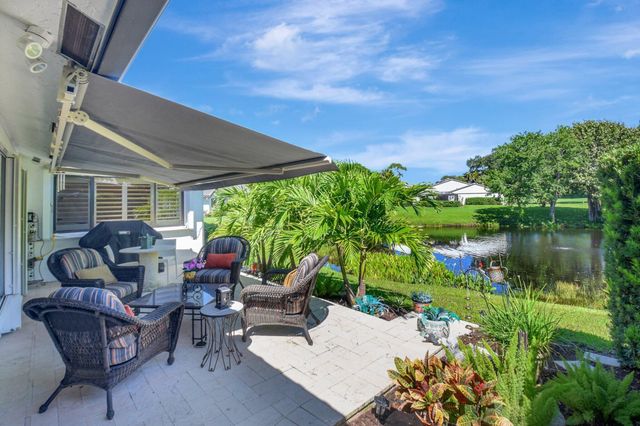 79 Hampshire Lane, Boynton Beach, FL 33436