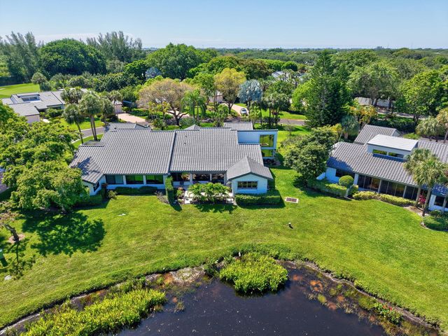 79 Hampshire Lane, Boynton Beach, FL 33436