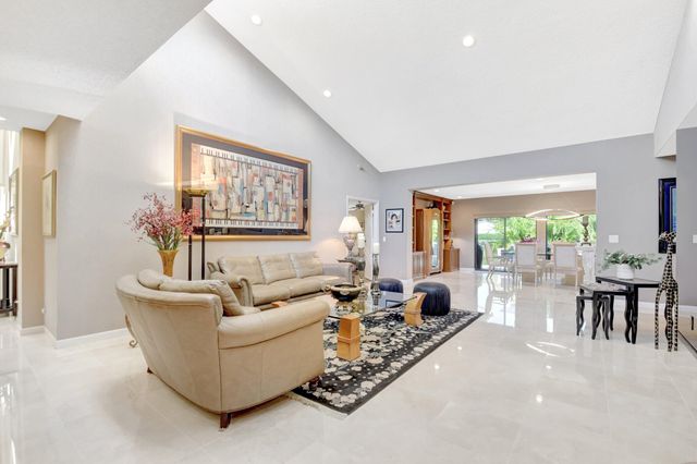 79 Hampshire Lane, Boynton Beach, FL 33436