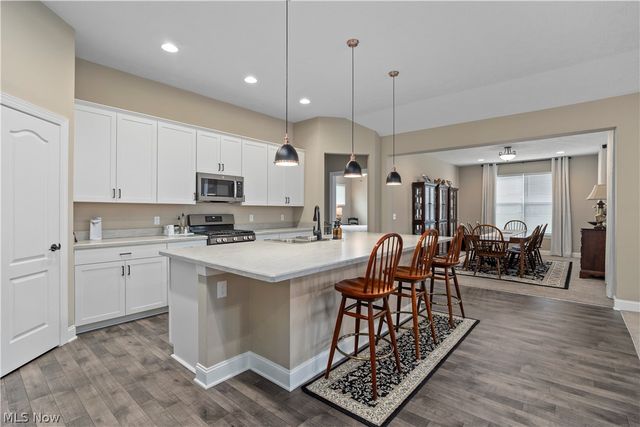 412 Wescott Way, Elyria, OH 44035