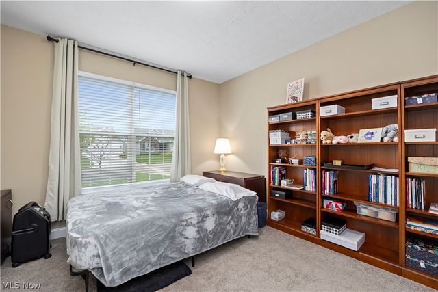 412 Wescott Way, Elyria, OH 44035