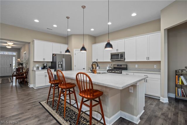 412 Wescott Way, Elyria, OH 44035