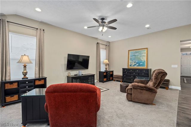 412 Wescott Way, Elyria, OH 44035