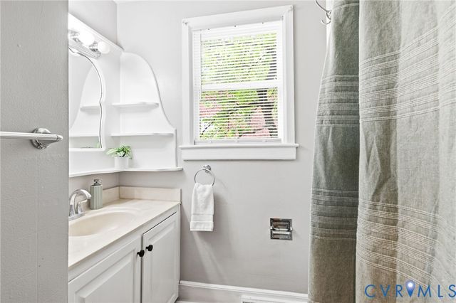 705 Elko Ave, Colonial Heights, VA 23834