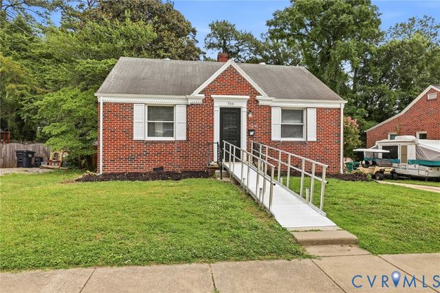 705 Elko Ave, Colonial Heights, VA 23834