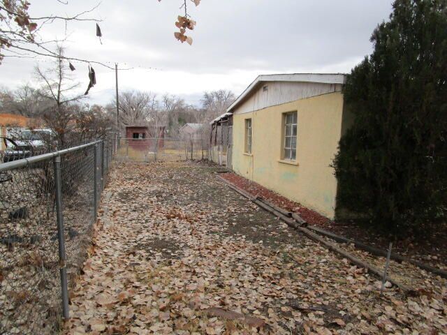 2618 Cuatro Milpas Road SW, Albuquerque, NM 87105