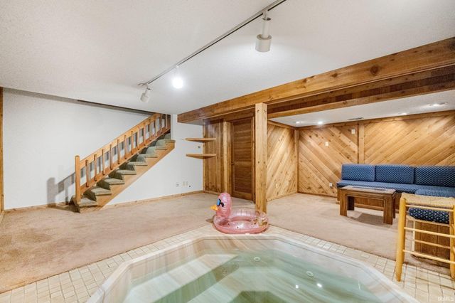 5937 Sawmill Woods Court, Fort Wayne, IN 46835