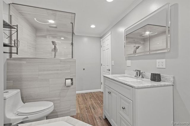 17 Scottsdale, Dearborn, MI 48124