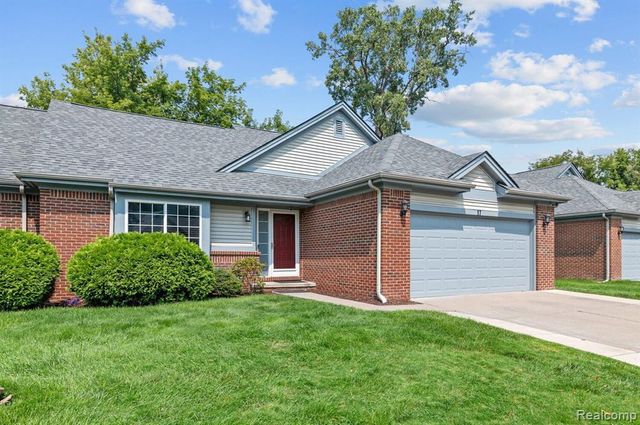 17 Scottsdale, Dearborn, MI 48124