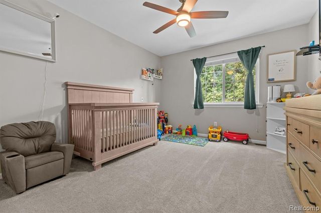 17 Scottsdale, Dearborn, MI 48124