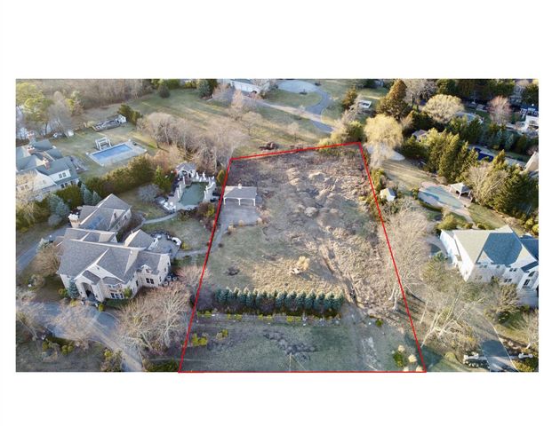 34A The Helm, East Islip, NY 11730