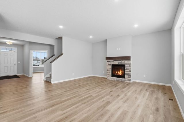 921 Buffalo Street NW, Delano, MN 55328