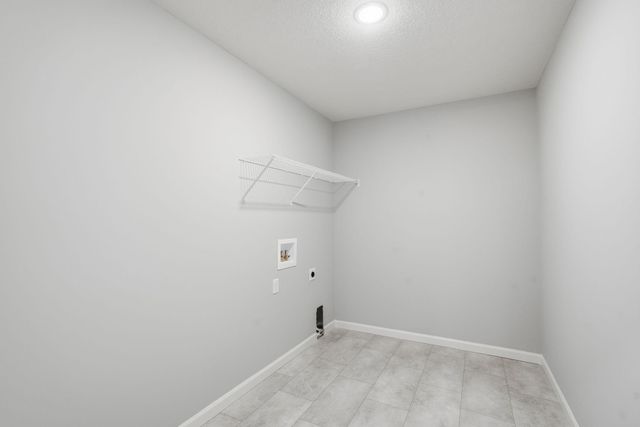 921 Buffalo Street NW, Delano, MN 55328